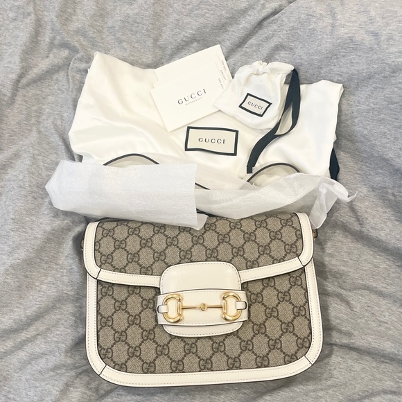 Gucci Handbags - NWT Gucci Horsebit 1955 Small Shoulder Bag in GG Supreme & White Leather